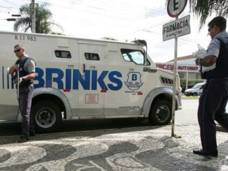 millonario robo a un camión de caudales de la forma brinks