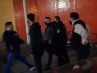 cliente enfurecido agrede al personal de seguridad del coto