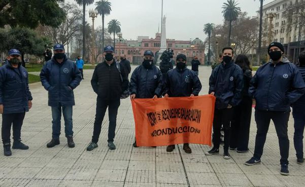 leonida requelme acompaño a barrionuevo en su protesta