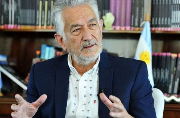 Alberto rodríguez saá decreto un aumento para todos los trabajadores registrados