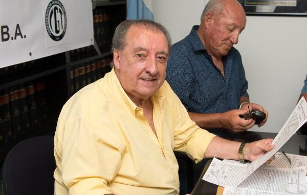 la conducción de upsra se resigno a firmar el aumento para los vigiladores