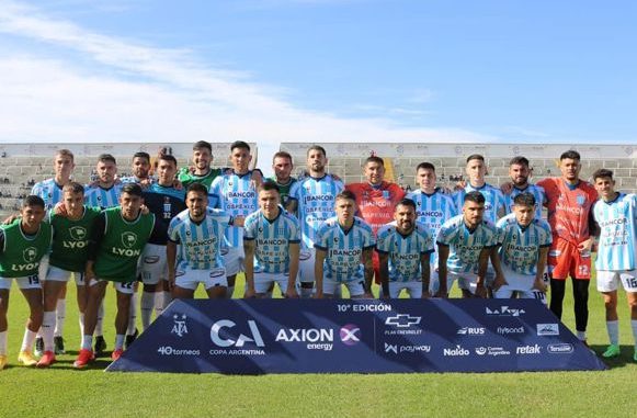 el quipo de fútbol de los vigiladores quedo eliminado de la copa argentina