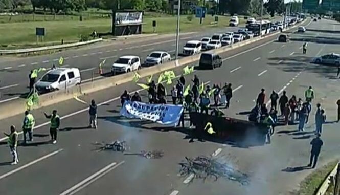 corte de autopista ricchieri