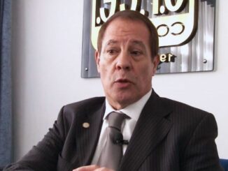 se ofendió el director de asociaciones sindicales claudio alberto aquino