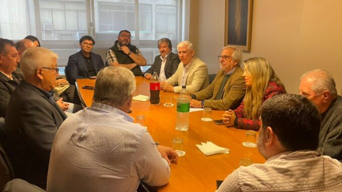 La Federación Argentina de Trabajadores de la Seguridad Privada (FATRASEP) informó oficialmente que se cerró un nuevo acuerdo salarial con la cámara empresarial del sector, que regirá para los meses de octubre, noviembre y diciembre.