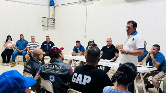 El Sindicato Único de Trabajadores de Control de Admisión y Permanencia de la República Argentina (SUTCAPRA) oficializó la continuidad de Leandro Nazarré como secretario general para el período 2025-2029. La confirmación se realizó tras los resultados de las elecciones internas llevadas a cabo en el mes de agosto.