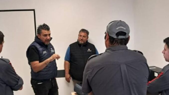 El Secretario Gremial del Sindicato de los Vigiladores SUVICO, Patricio Pedrocca, encabezó una serie de inspecciones en la ciudad cordobesa de Villa Dolores. Las acciones se llevaron a cabo en conjunto con el Ministerio de Seguridad provincial, en el marco de un plan intensivo de control y seguimiento de las condiciones laborales en el sector de la seguridad privada.