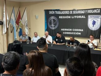 La Unión de Trabajadores de Seguridad y Vigilancia Región Litoral (UTSVIRL) realizó su presentación oficial en la ciudad de Santa Fe, marcando el inicio formal de sus actividades gremiales en la región. El nuevo sindicato de seguridad privada obtuvo su inscripción gremial hace apenas unos meses y ahora dio un paso clave con su lanzamiento institucional.