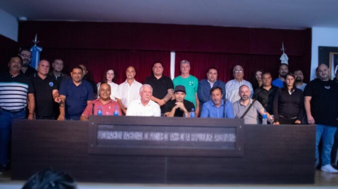 La Federación Argentina de Trabajadores de la Seguridad Privada (FATRASEP) expresó públicamente su solidaridad con Gustavo Pedrocca luego de las amenazas de muerte denunciadas contra su familia. A través de un comunicado oficial, la entidad manifestó su preocupación por los hechos y anunció que se declara en estado de alerta y movilización.